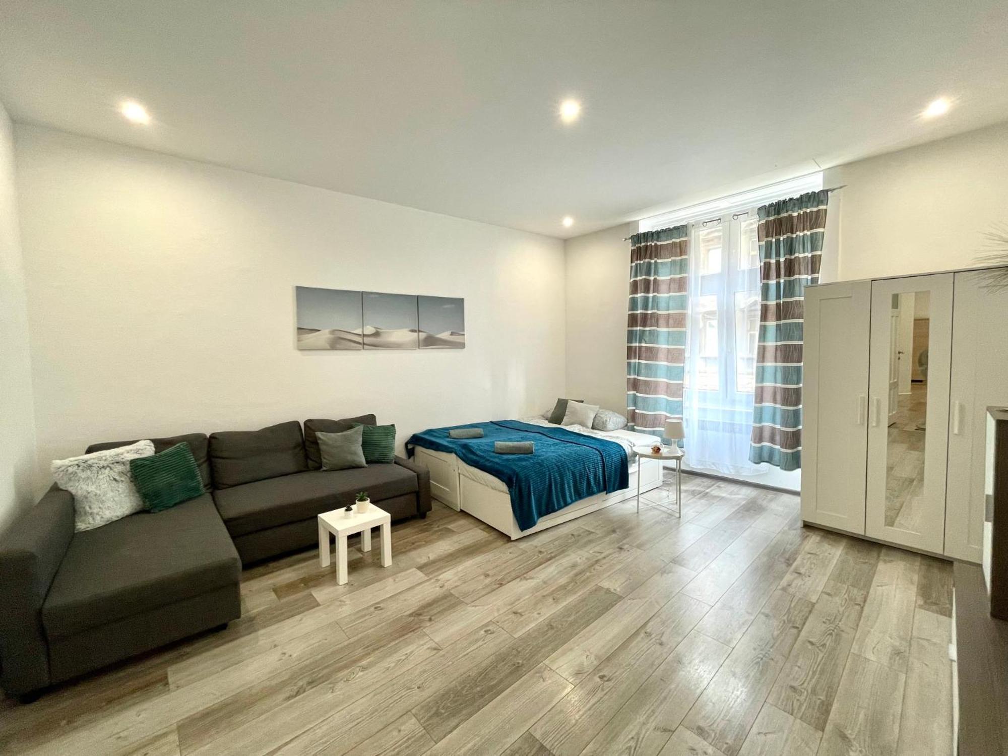 Relax Home With 2 Bedroom, 2 Bathroom For 6 People In The City Centre Free Coffee Budapest Eksteriør billede